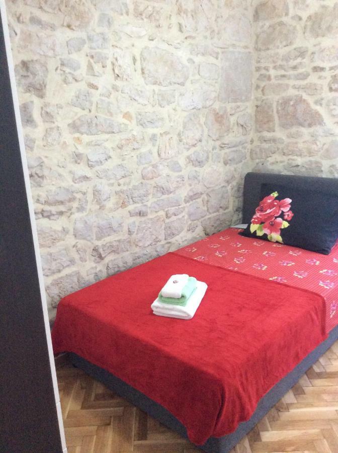 Apartment Karla Snb Lozovac Exterior foto