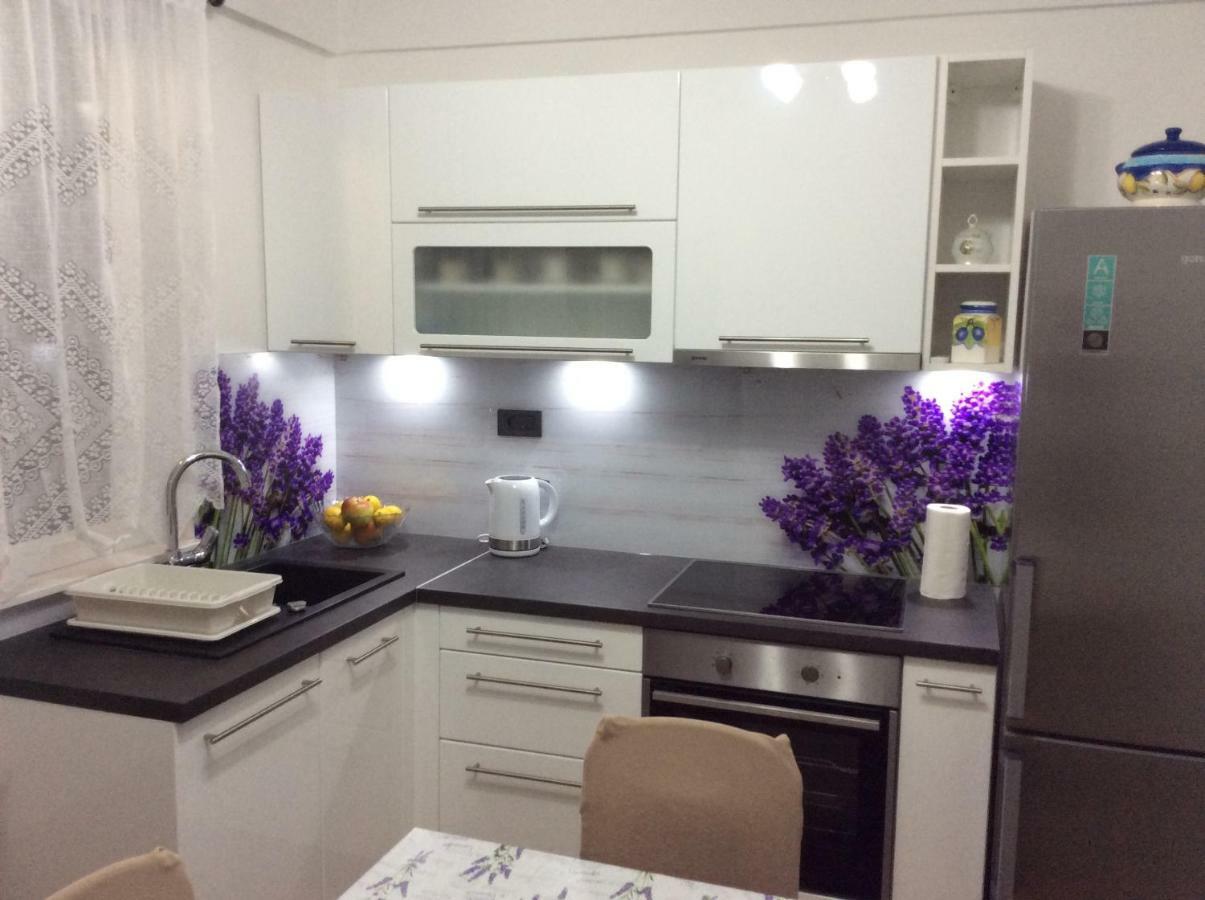 Apartment Karla Snb Lozovac Exterior foto
